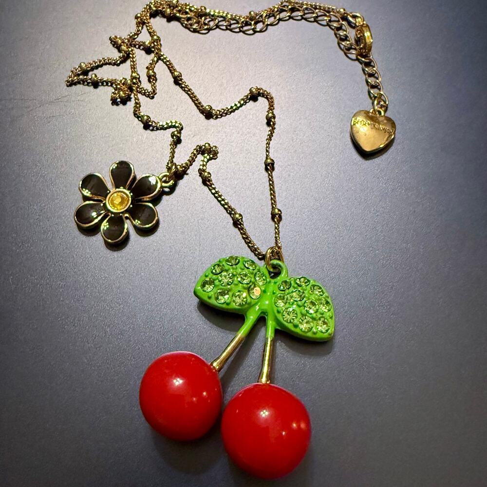 Betsey Johnson Vintage Red Cherries Black Daisy Necklace - Picture 3 of 10